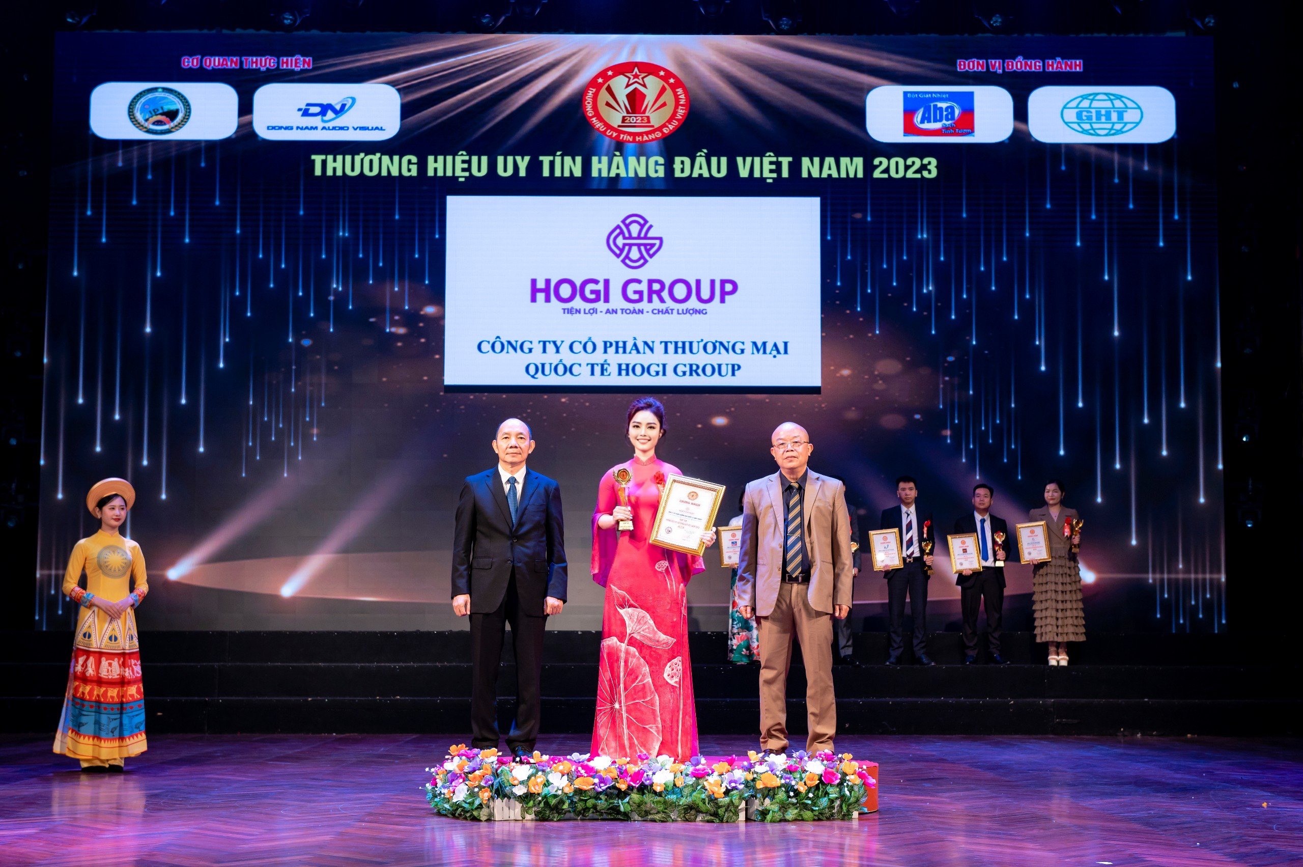 HOGI GROUP Lọt TOP 10 Thương Hiệu Uy Tín Hàng Đầu Việt Nam Năm 2023